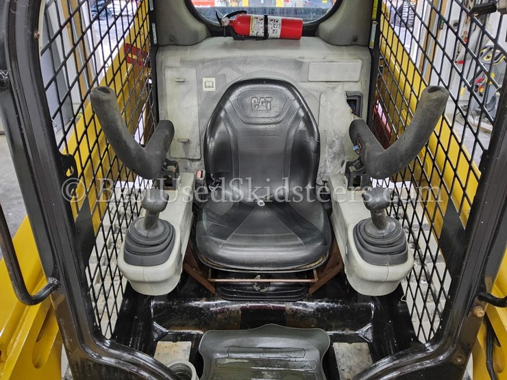 2014-caterpillar-259d-image-18