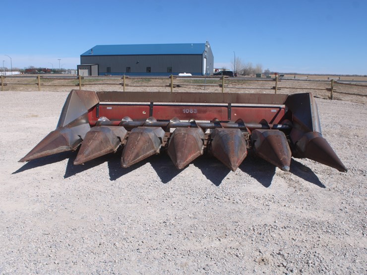 case-ih-1063-image-7