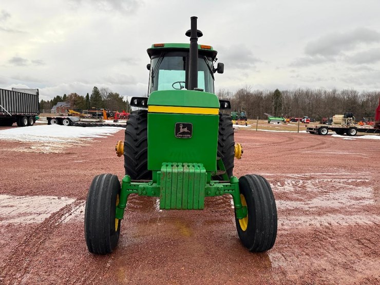 john-deere-4640-image-2