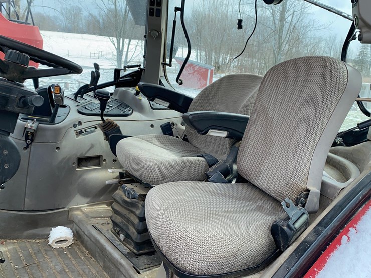 case-ih-125-image-50