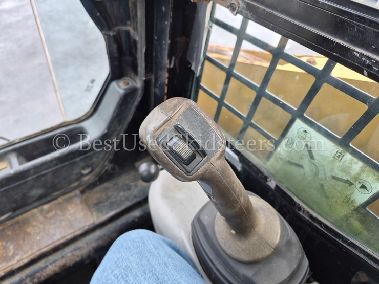 2006-caterpillar-257b-image-16