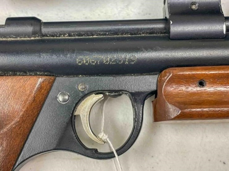 crosman-air-pistol-image-3