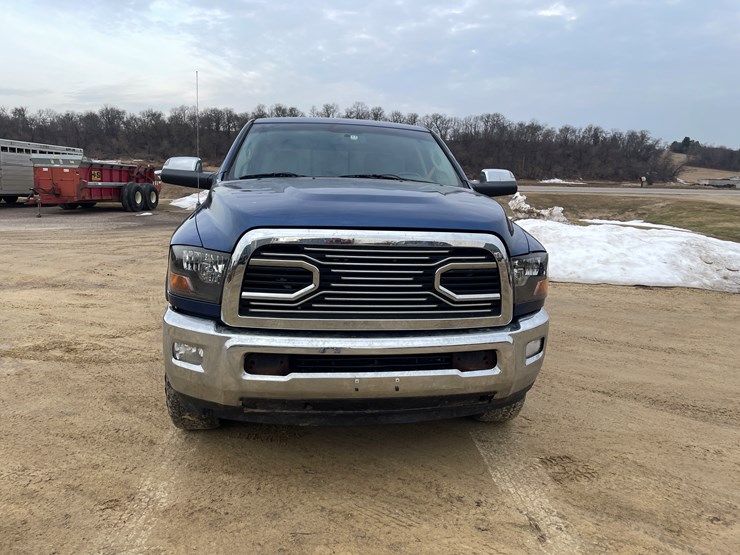 2011-dodge-ram-2500-image-2