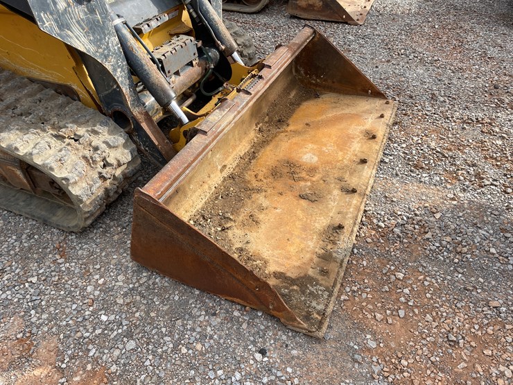 2019-deere-333g-image-10