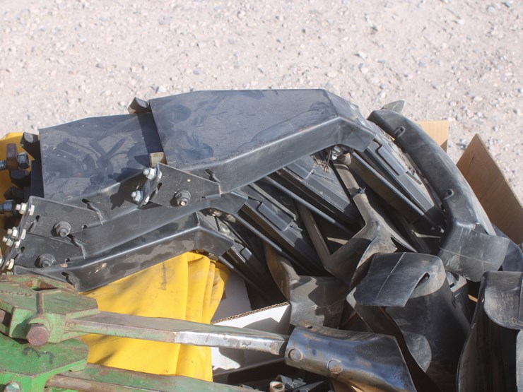 john-deere-7200-image-63