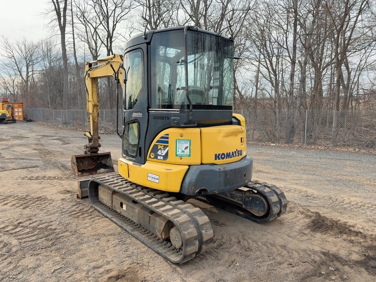 2014-komatsu-pc45mr-3-image-3