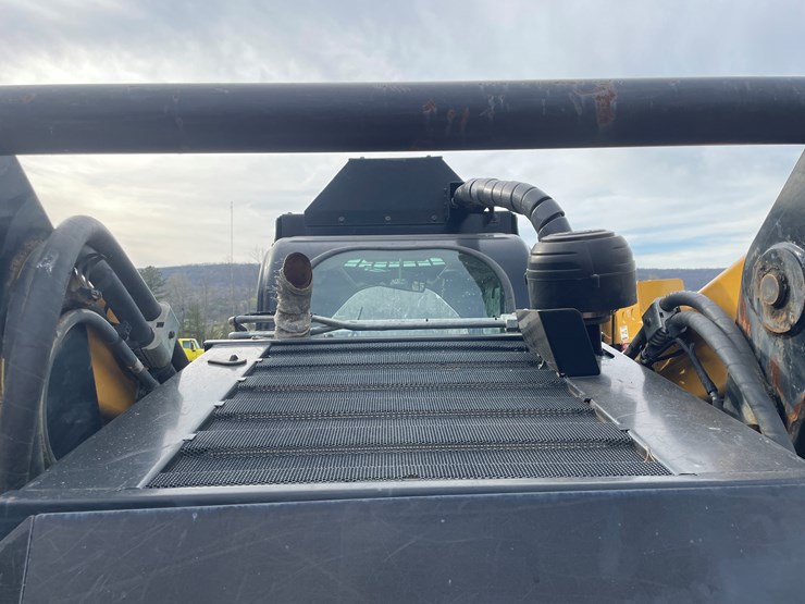 2016-caterpillar-299d2-xhp-image-56