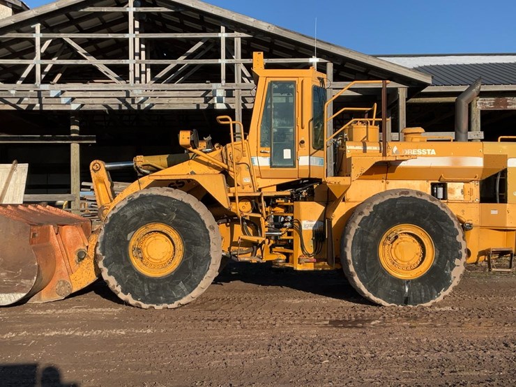 #300-•-2004-dressta-555b-wheel-loader-image-50