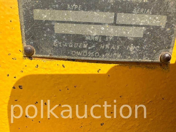 caterpillar-d2-image-13