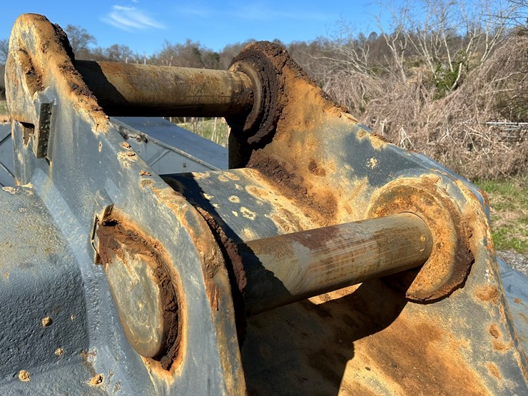 2016-hitachi-zx470-lc-6-image-13