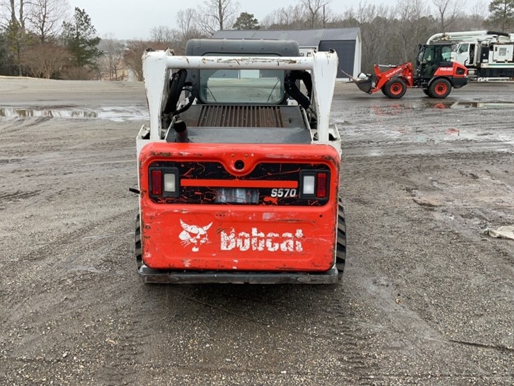 2019-bobcat-s570-image-2