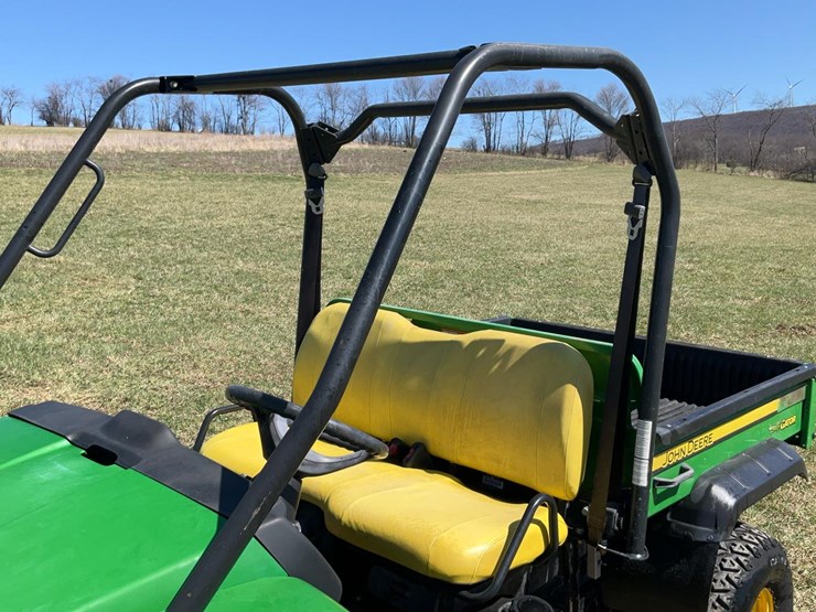 john-deere-gator-image-28