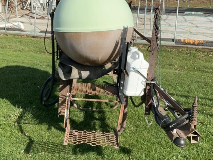 #719-•-165-gallon-sprayer-image-2