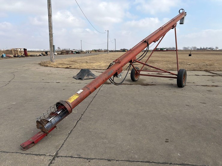 sudenga-8”-x-30ft-truck-auger-image-1