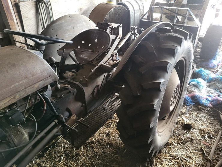 ferguson-to20-image-5