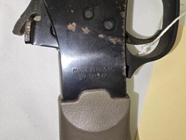 rossi-by-taurus-rifle-image-5