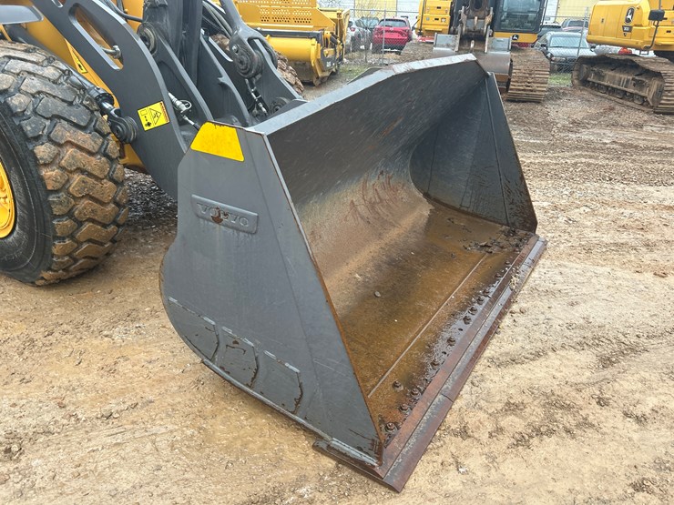 2019-volvo-l90h-image-9