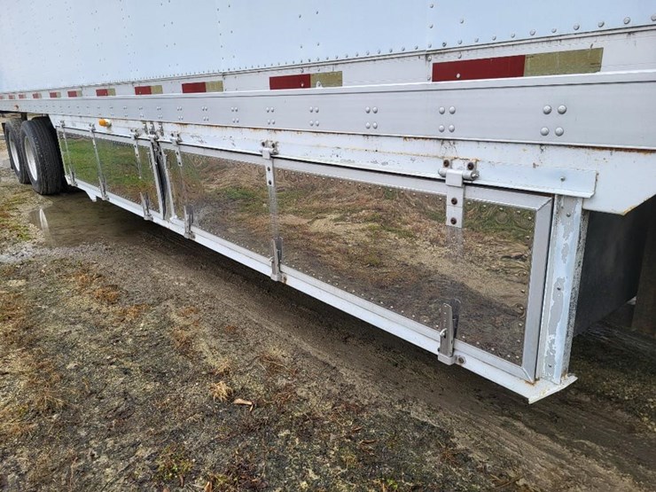 2005-utility-van-image-43