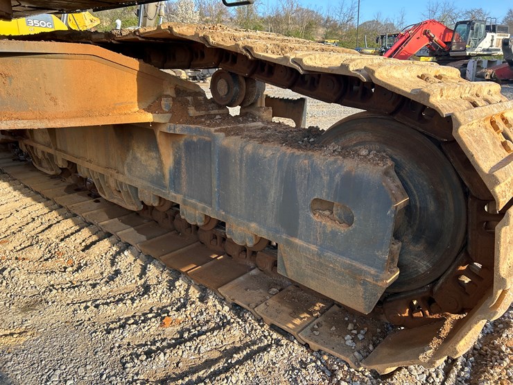 2006-deere-650d-lc-image-58