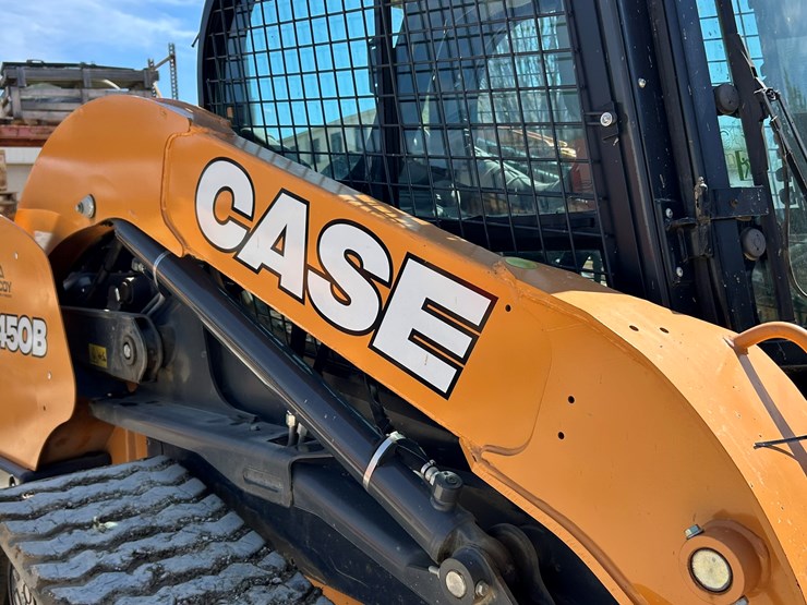 2023-case-tv450b-image-17