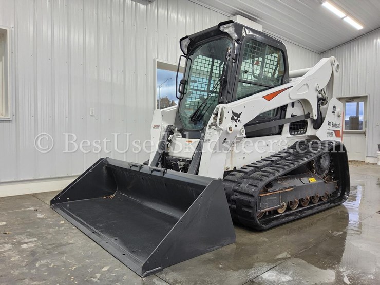 2023-bobcat-t740-image-9