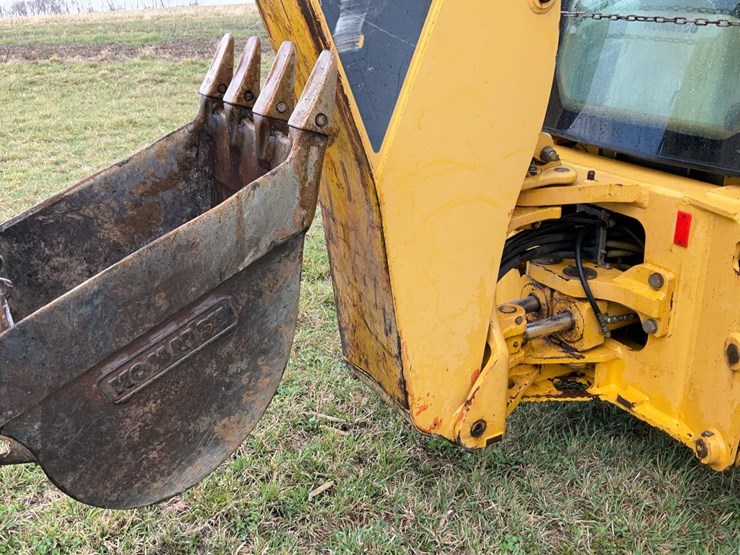#360-•-2000-komatsu-4x4-utility-backhoe-image-57