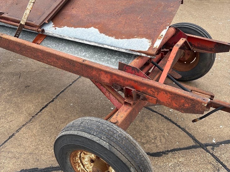 5-bolt-running-gear-with-hydraulic-hoist-image-14