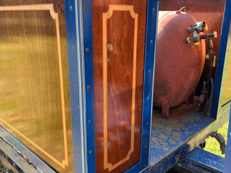 frick-steam-locomotive-with-track-image-232