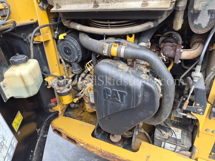 2006-caterpillar-257b-image-12