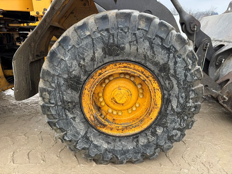 2007-volvo-l120f-image-71