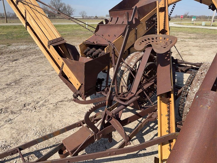 1926-john-deere-corn-picker-image-40