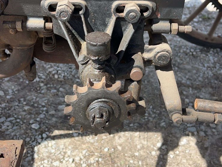 international-highwheeler-image-18