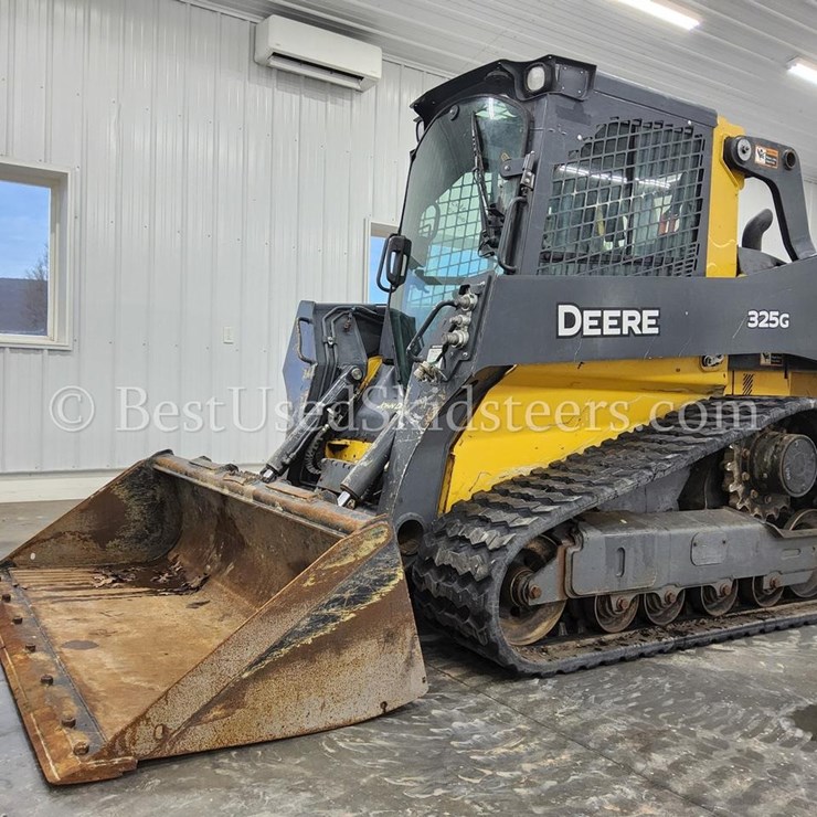 2023 DEERE 325G