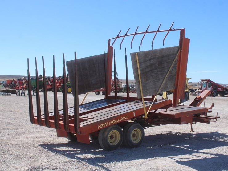 new-holland-1033-image-5