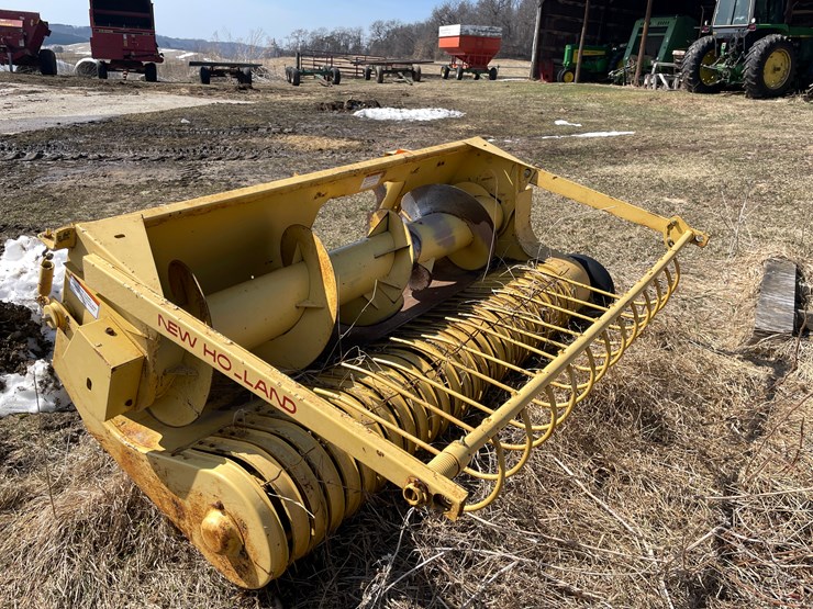 new-holland-790-image-22