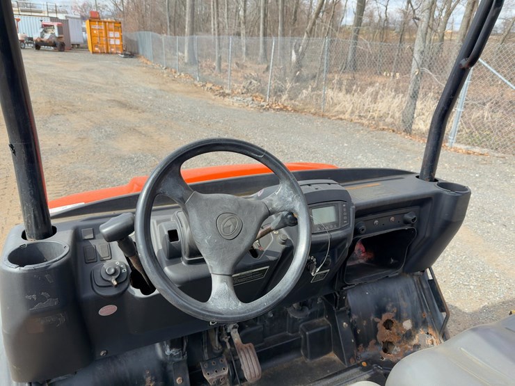 2017-kubota-rtv900-image-16