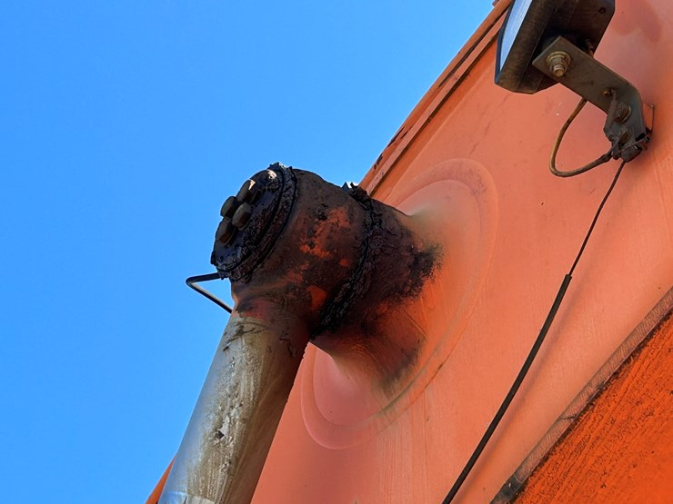 2016-hitachi-zx470-lc-6-image-26