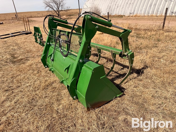 john-deere-8-image-4