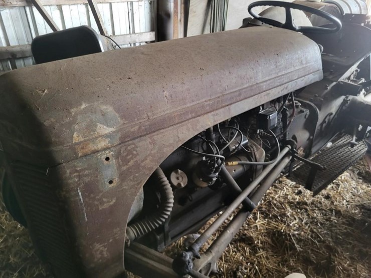 ferguson-to20-image-21