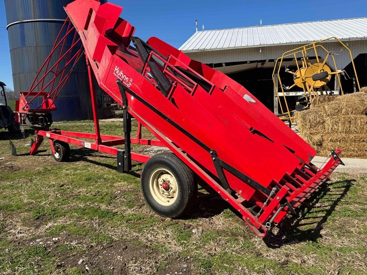 kuhns-1034-hay-accumulator---field-ready-image-2