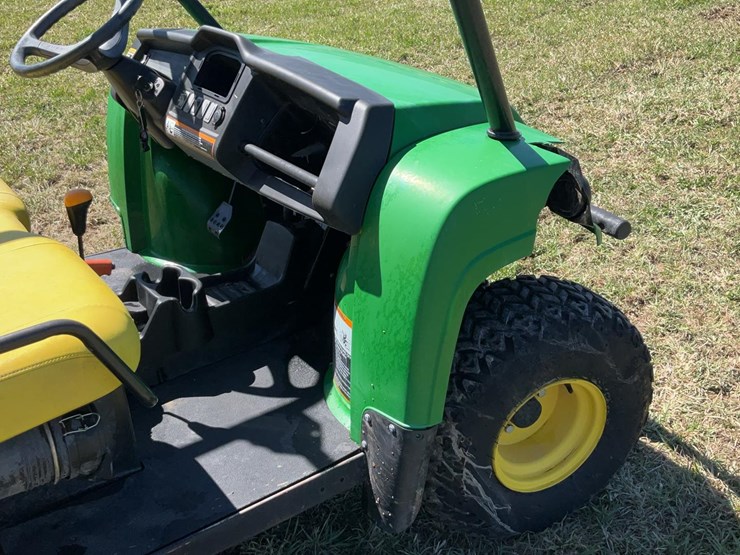 john-deere-gator-image-43