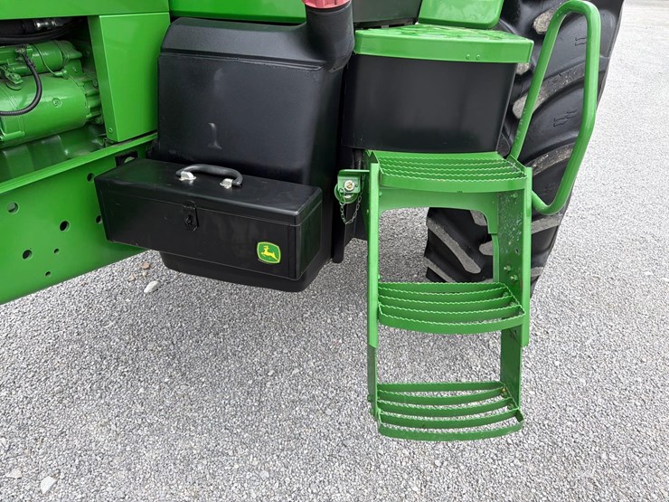 1993-john-deere-7800-image-17