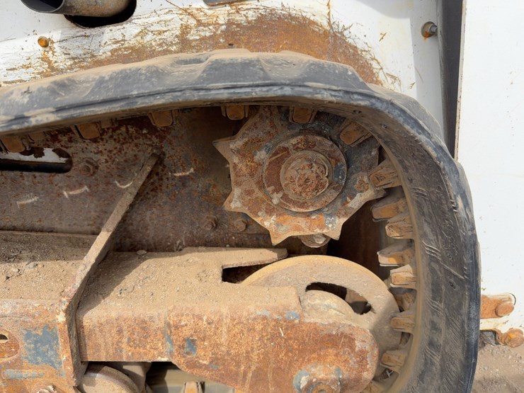 2013-bobcat-mt55-image-14