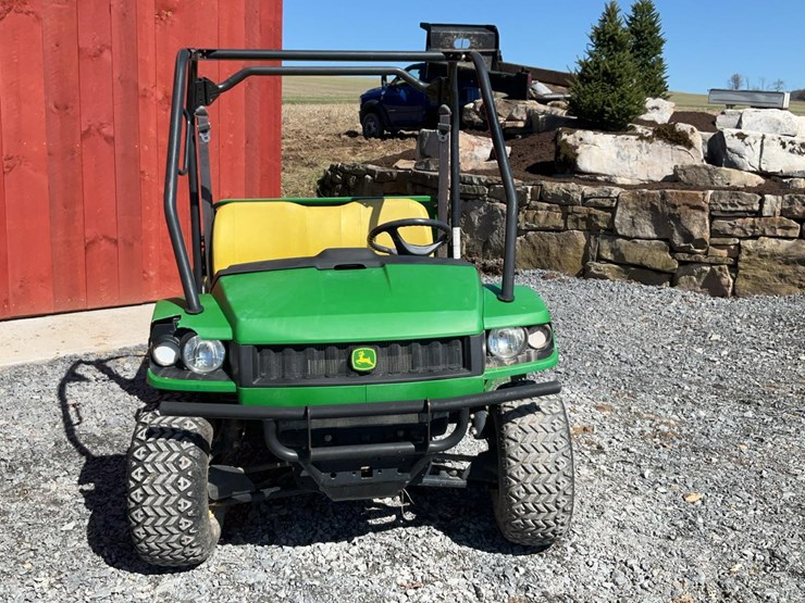 john-deere-gator-image-3