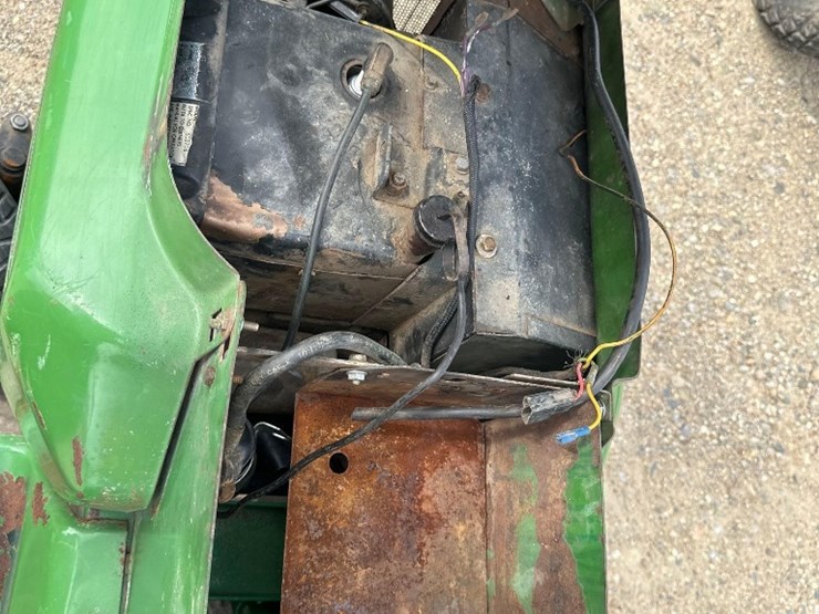 john-deere-214-image-8