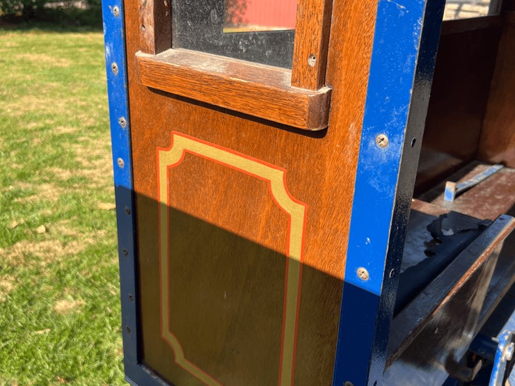 frick-steam-locomotive-with-track-image-155