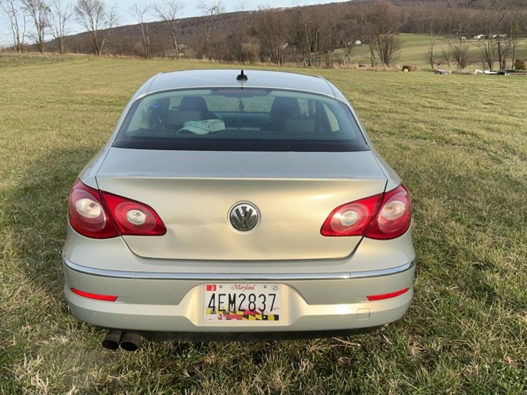 #510-•-2009-volkswagen-passat-image-4