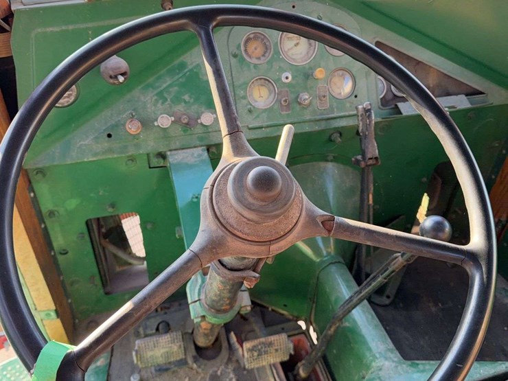 autocar-u70-truck-tractor-image-36