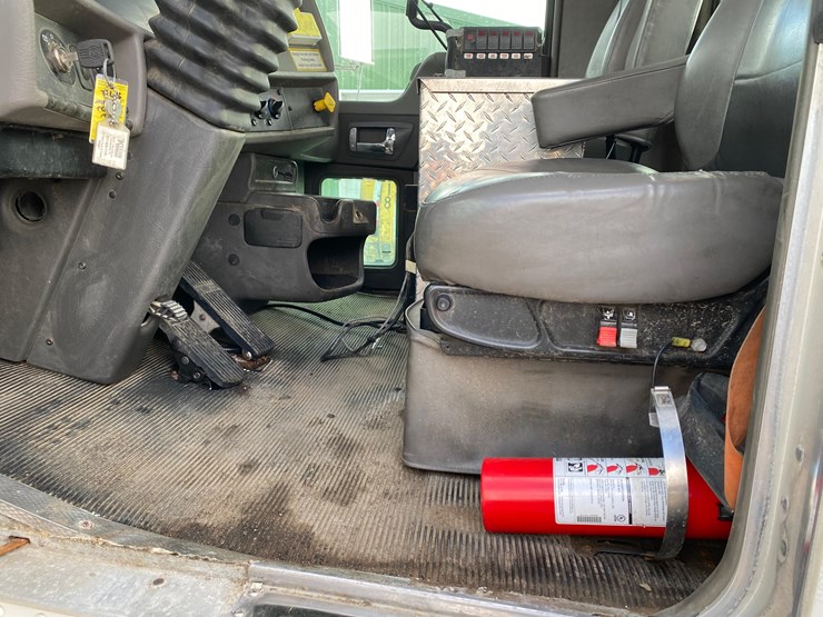 2012-kenworth-t370-image-54