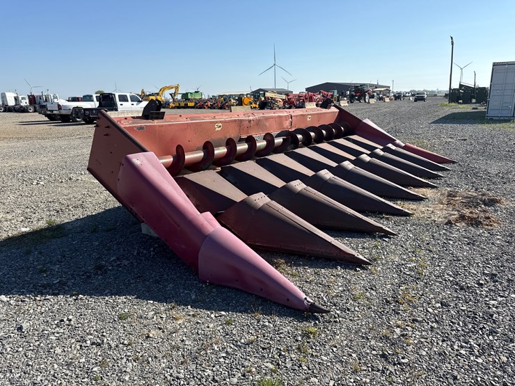 case-ih-1083-image-3